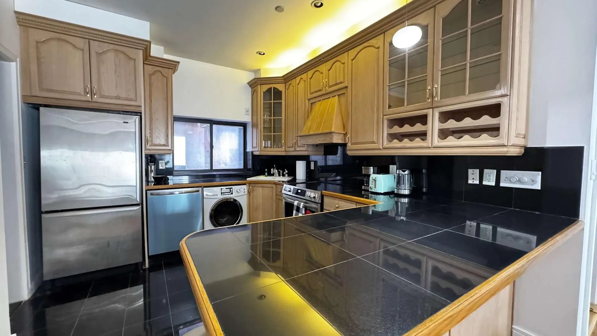 Spacious Brand New Fully Furnished 2-Bedroom In Prime Murray Hill Move-In Ready New York Stati Uniti