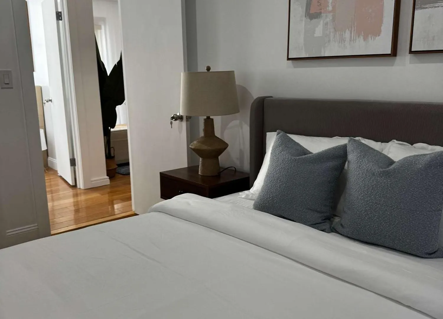 Spacious Brand New Fully Furnished 2-Bedroom In Prime Murray Hill Move-In Ready New York Appartamento
